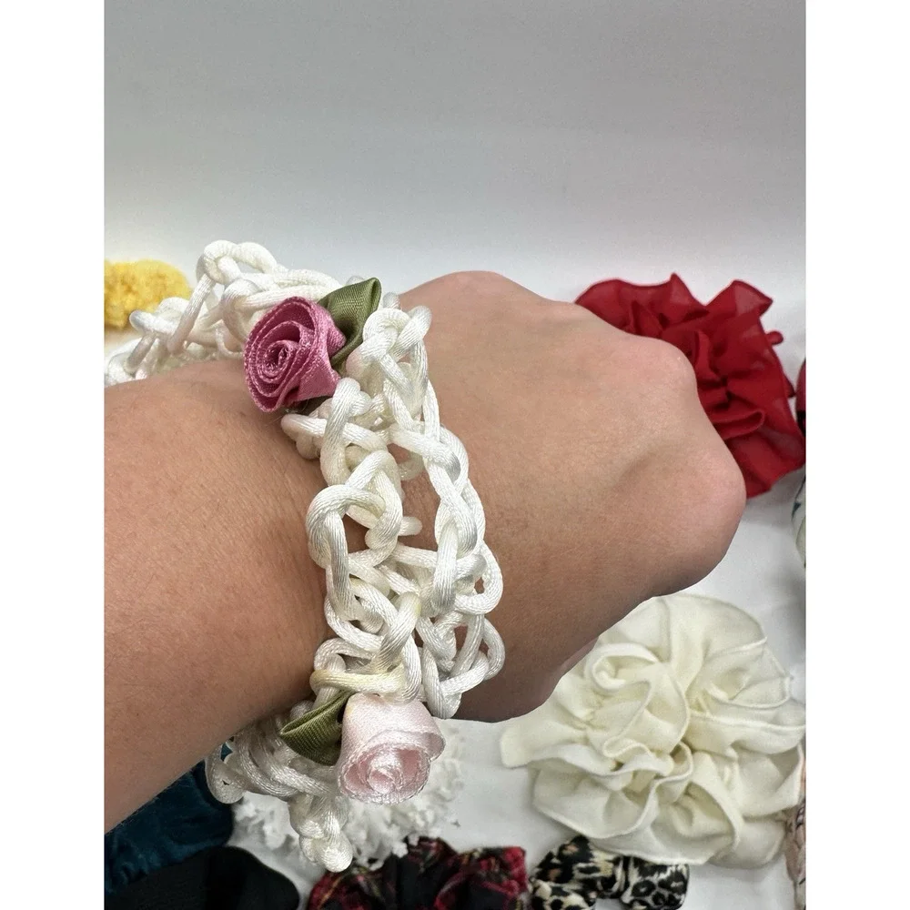 Lot 27 Pc VTG 90s - Modern Hair Scrunchies Headbands Oversized Lace Chiffon‎